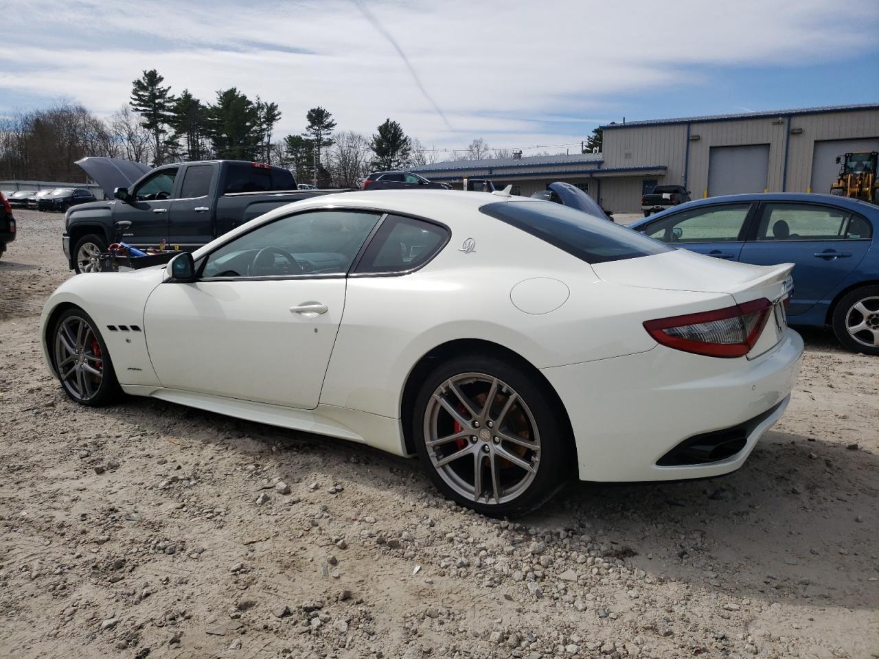 2017 Maserati Granturismo S - Image 2
