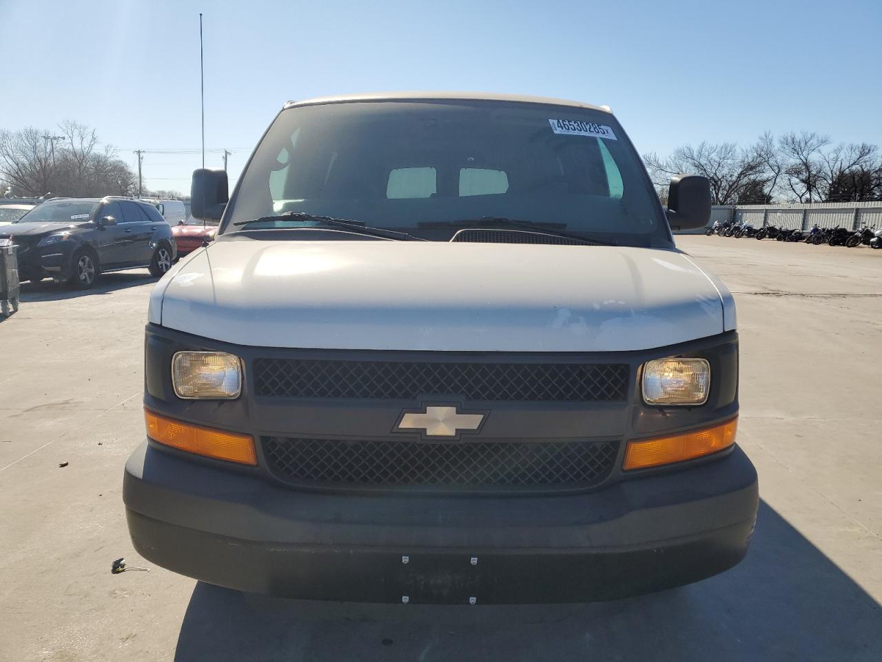 2008 Chevrolet Express G2500 - Image 5