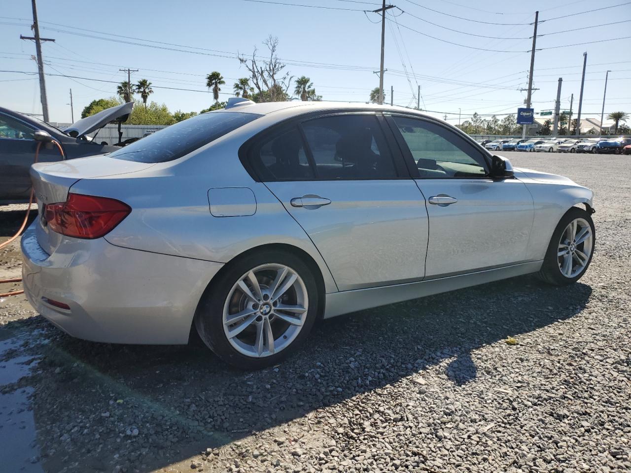 2016 BMW 320 I - Фото 3