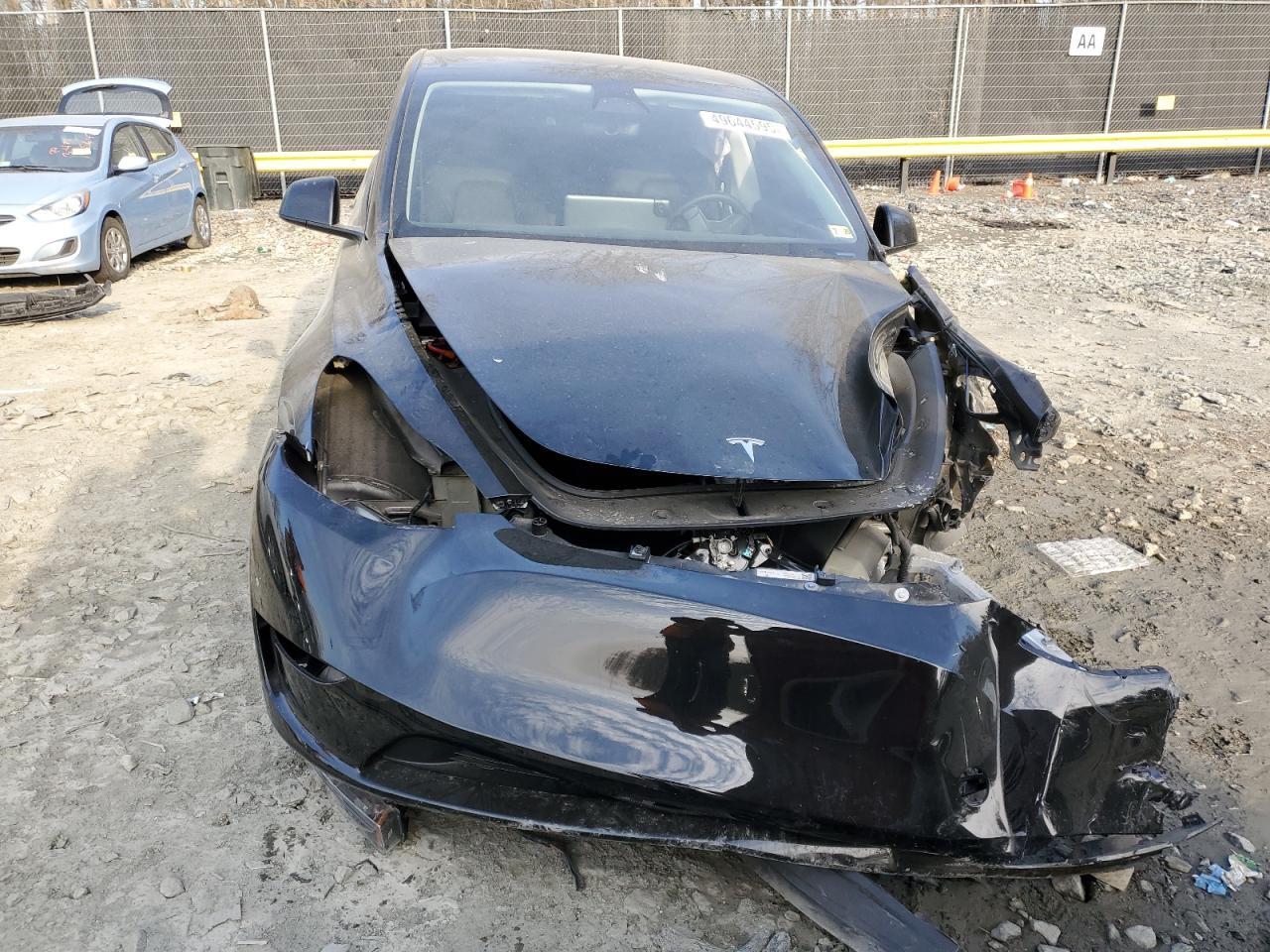 2023 Tesla Model Y - Фото 5