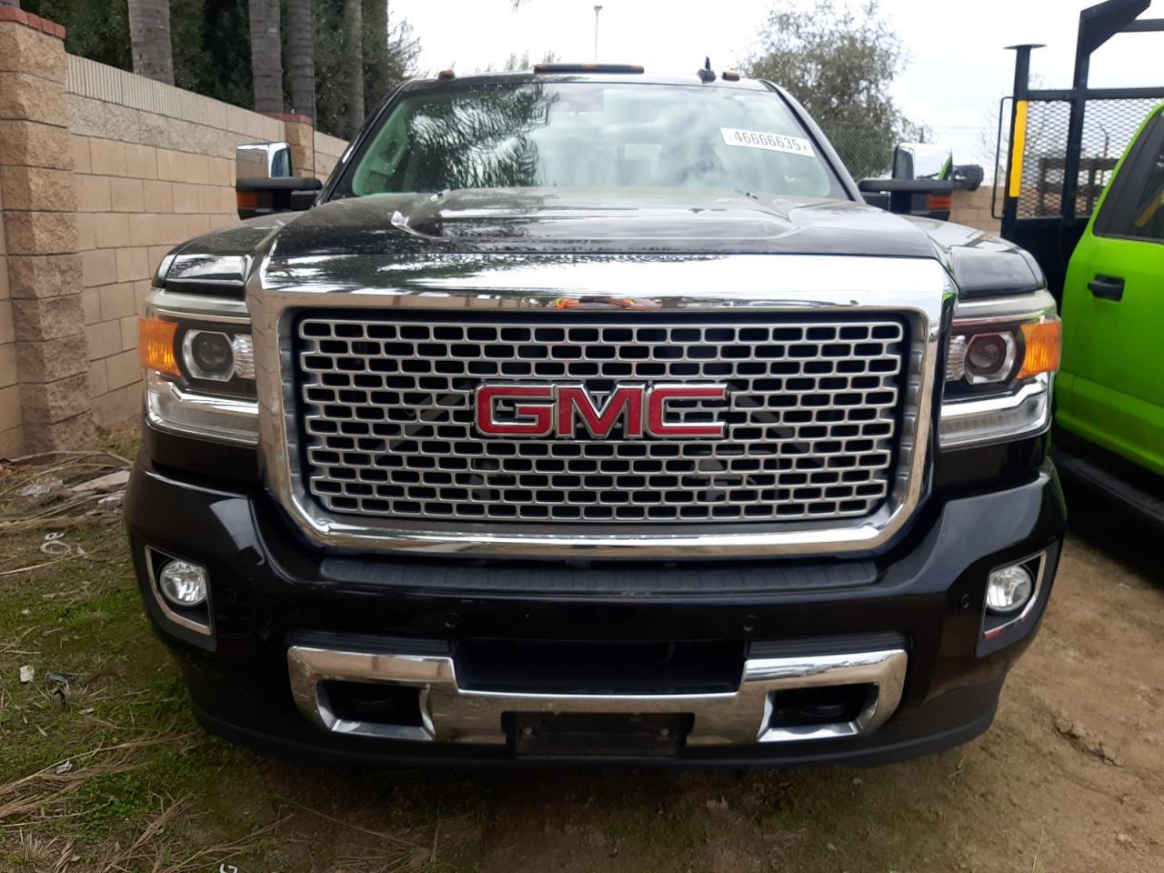 2015 GMC Sierra K3500 Denali - Фото 5