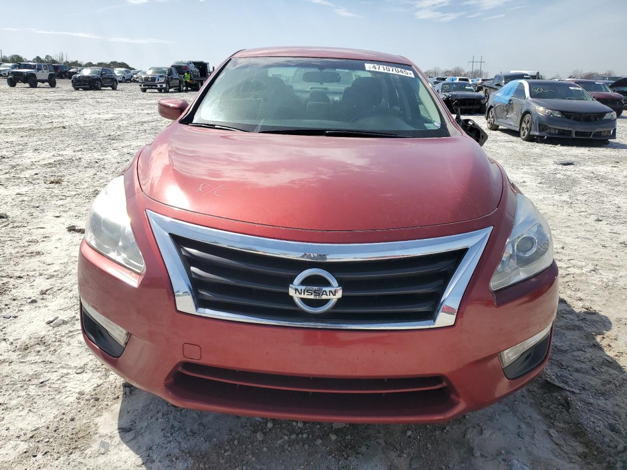 2014 Nissan Altima 2.5 - Image 5