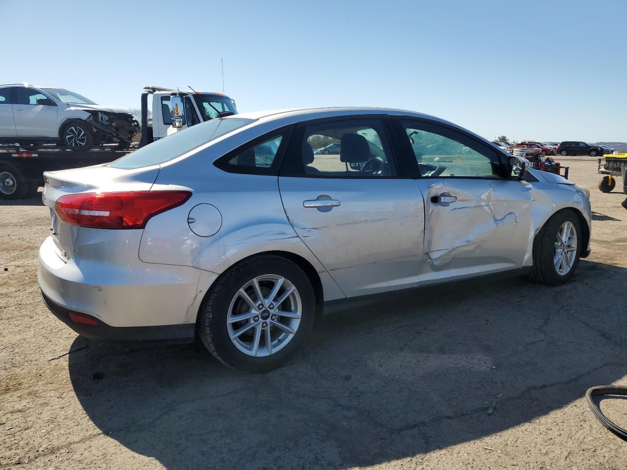 2015 Ford Focus Se - Image 3