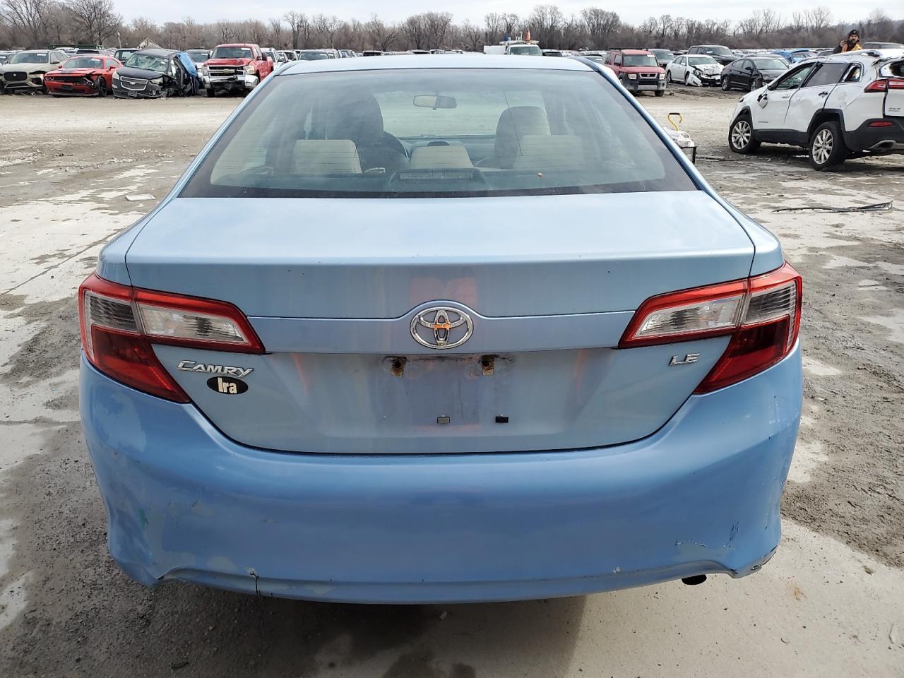 2012 Toyota Camry Base - Фото 6