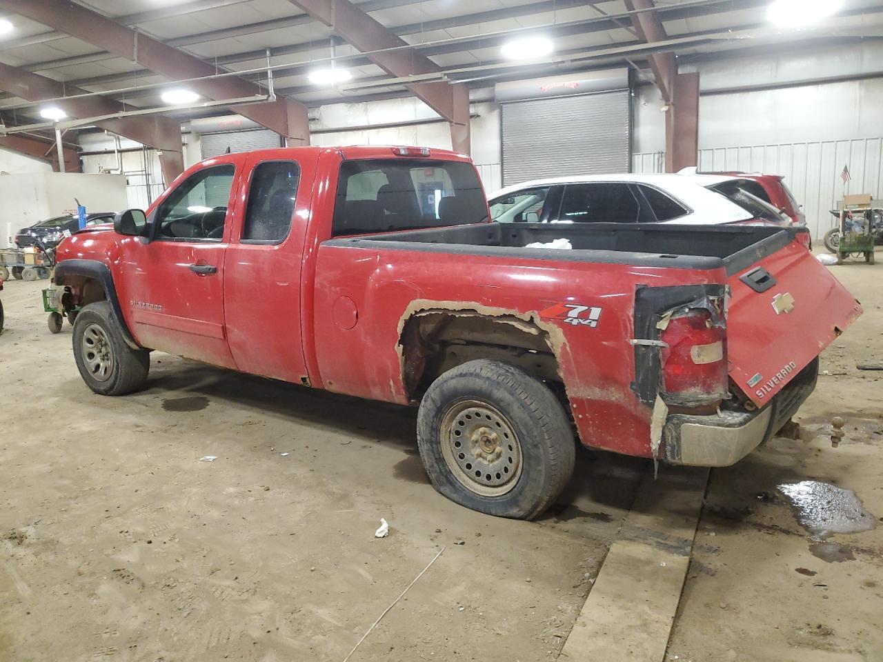 2010 Chevrolet Silverado K1500 Lt - Image 2