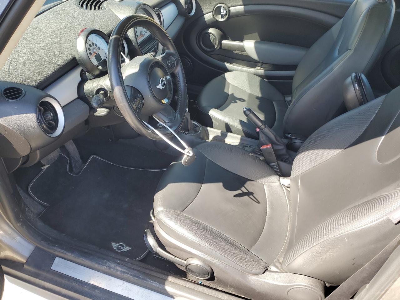 2012 Mini Cooper - Image 7