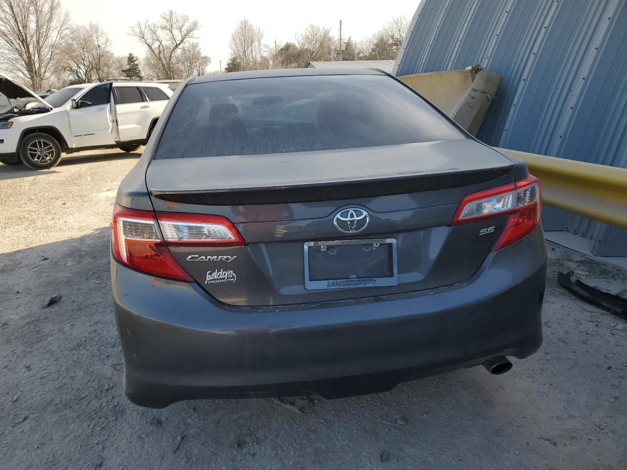 2012 Toyota Camry Se - Фото 6