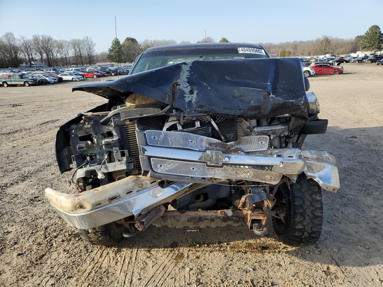 2004 Chevrolet Silverado K2500 Heavy Duty - Фото 5