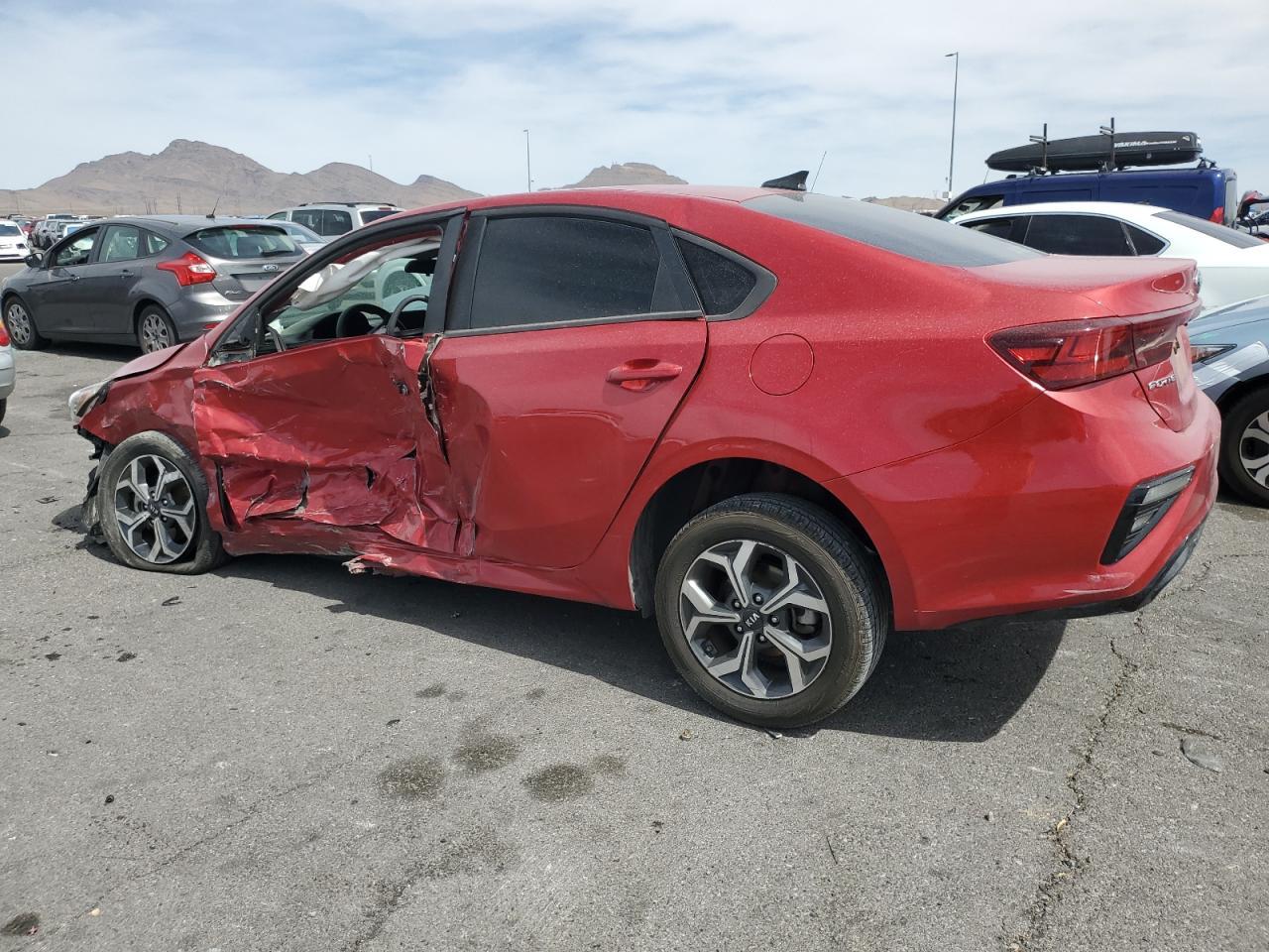 2021 Kia Forte Fe - Фото 2