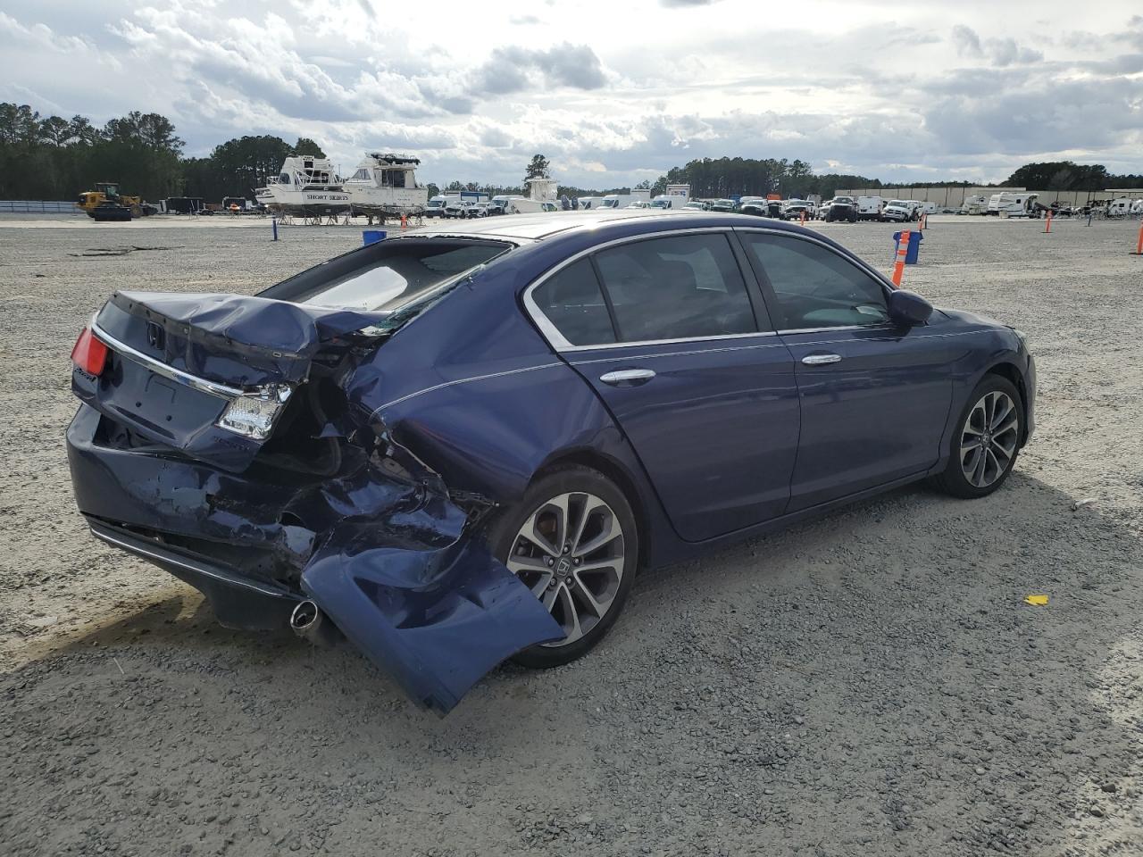 2015 Honda Accord Sport - Image 3