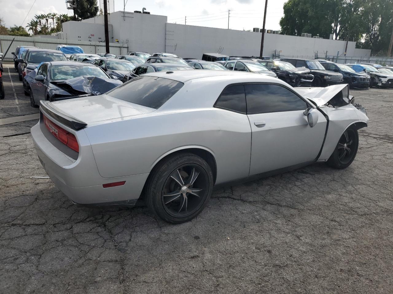 2012 Dodge Challenger Sxt - Фото 3