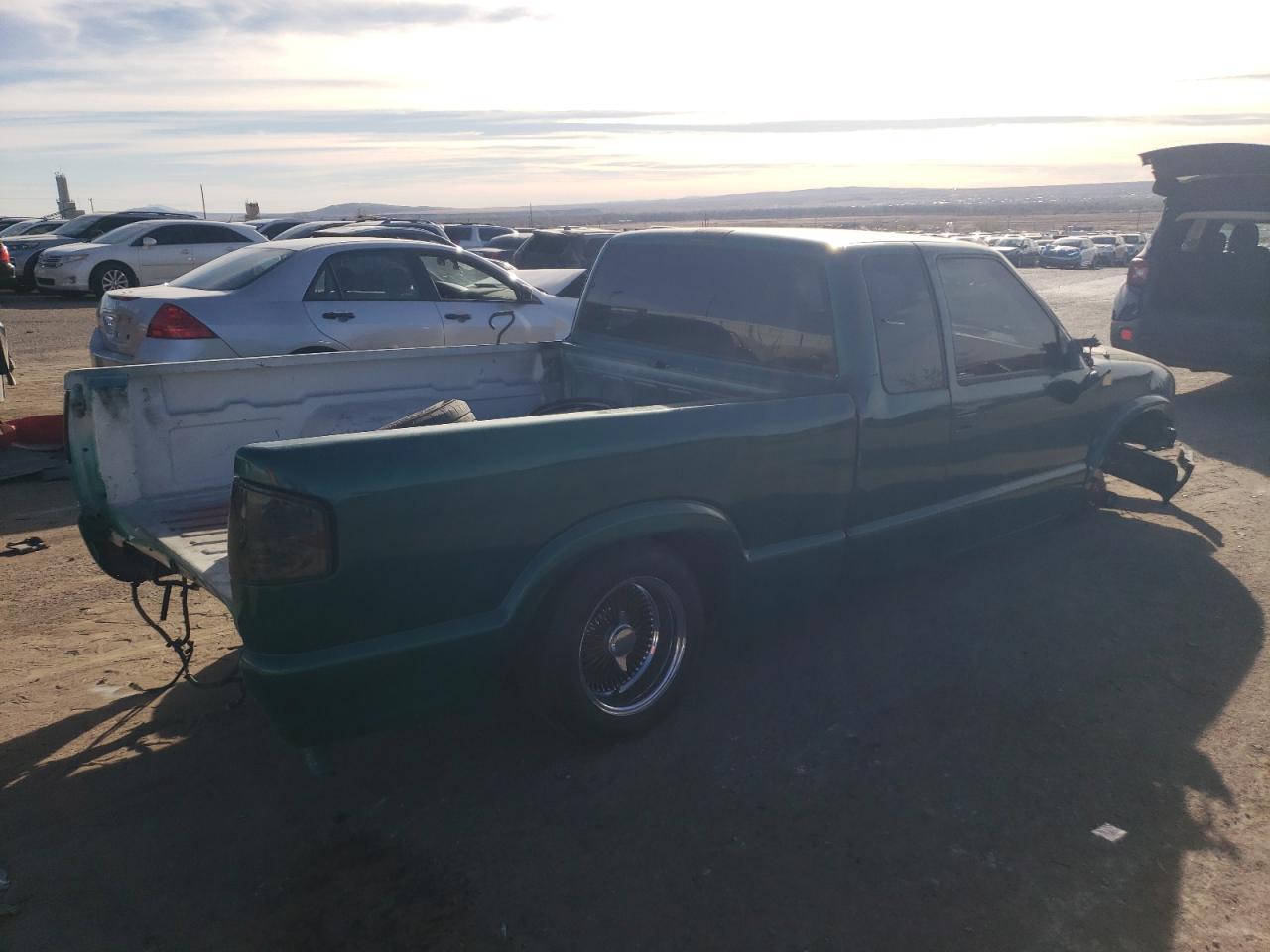 1997 Chevrolet S Truck S10 - Фото 3