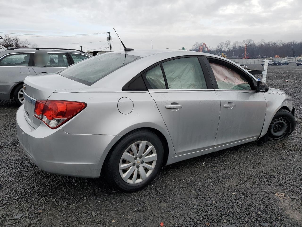 2011 Chevrolet Cruze Ls - Фото 3