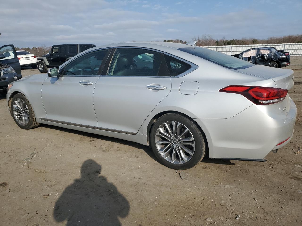 2017 Genesis G80 Base - Image 2