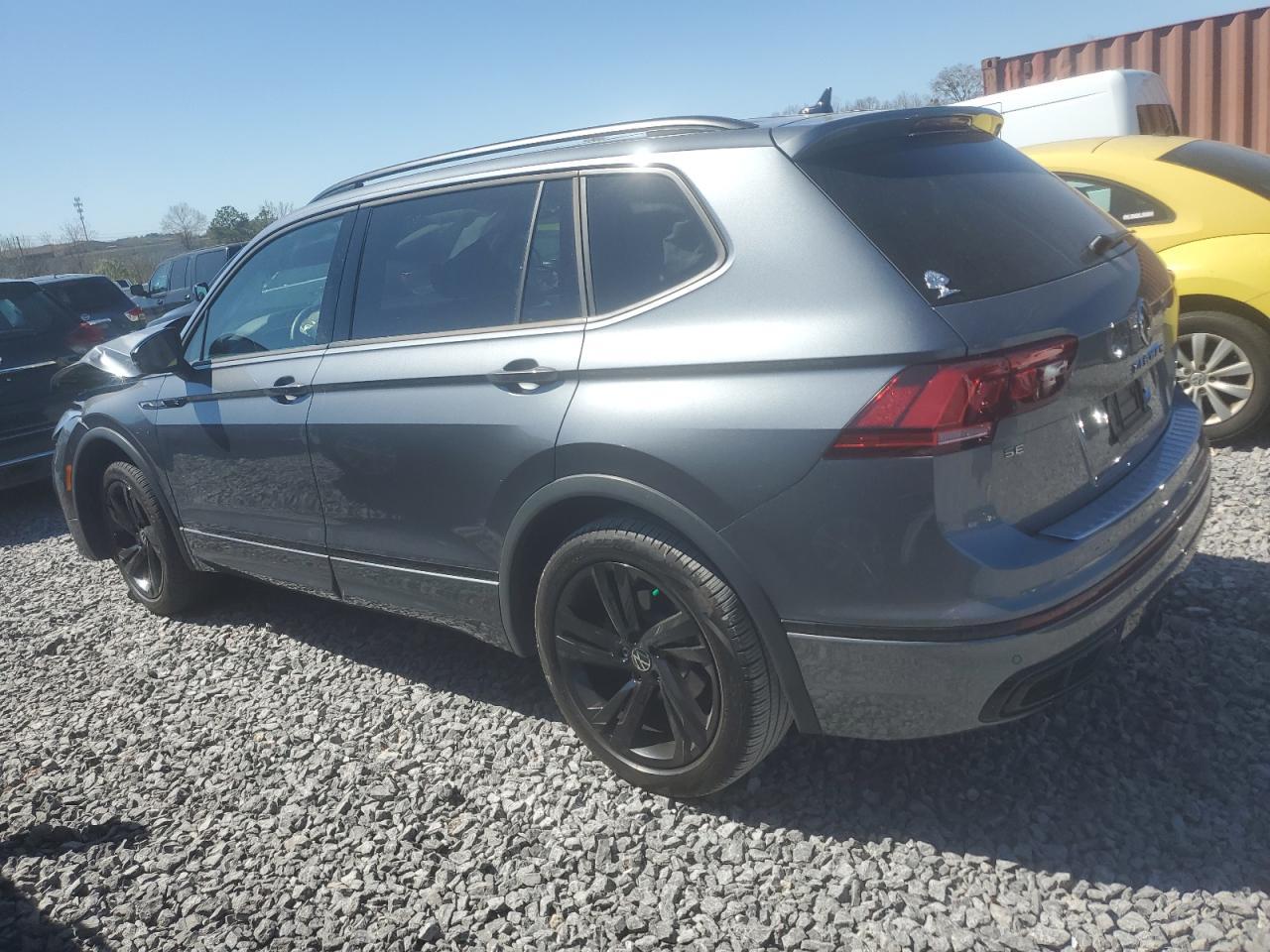 2023 Volkswagen Tiguan Se R-Line Black - Фото 2