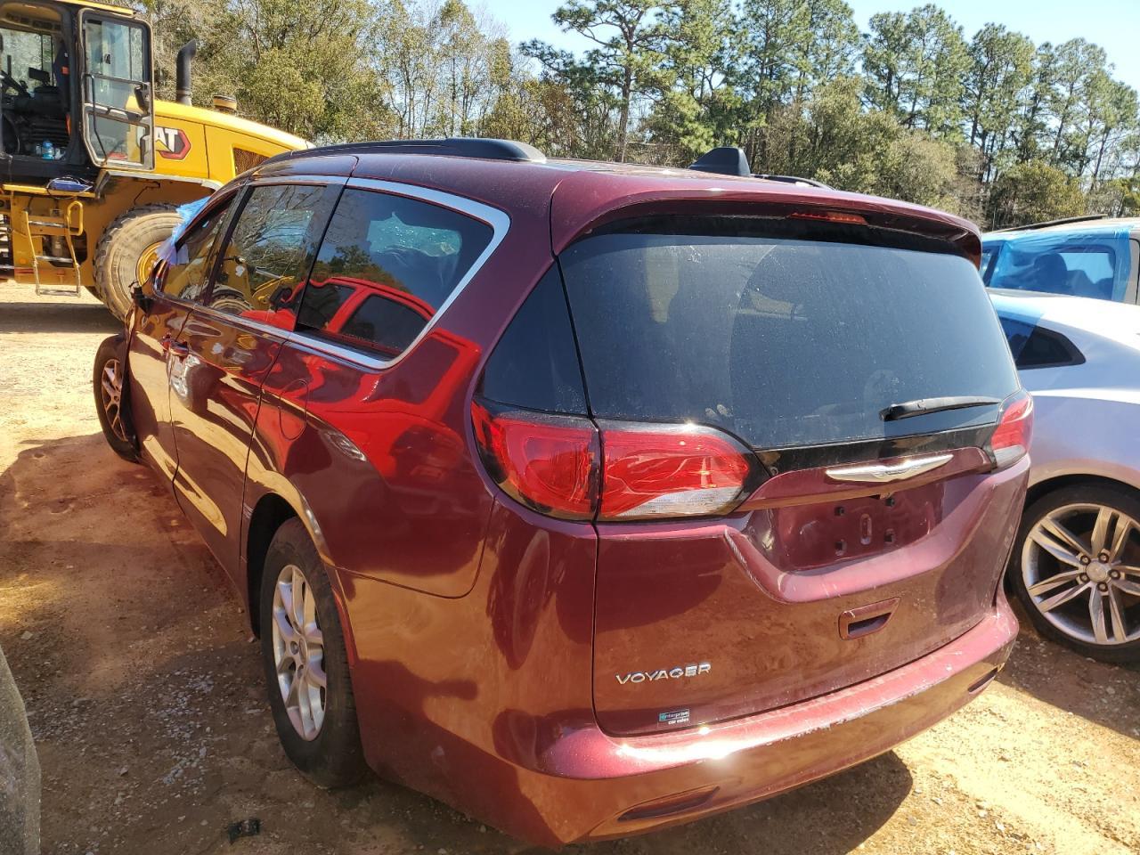 2021 Chrysler Voyager Lxi - Фото 2