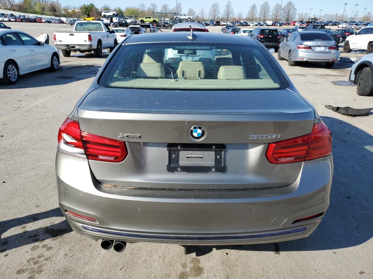 2016 BMW 328 Xi Sulev - Image 6