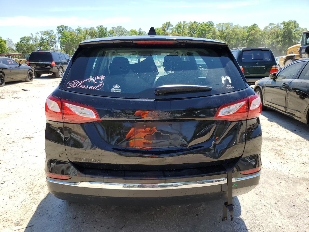 2018 Chevrolet Equinox Ls - Image 6