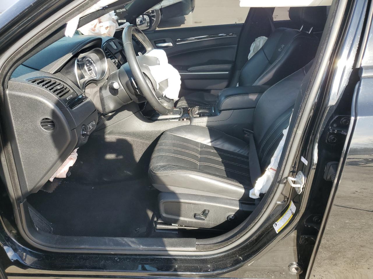 2021 Chrysler 300 S - Фото 7