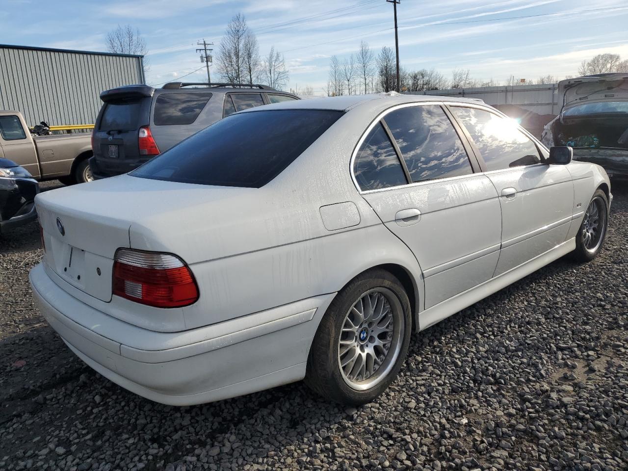 2002 BMW 525 I Automatic - Image 3