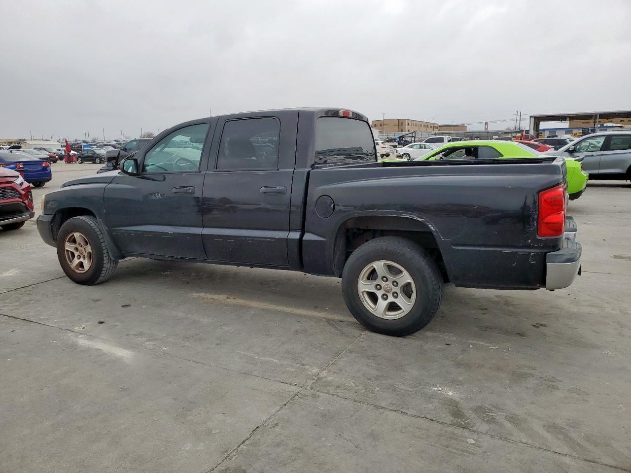 2006 Dodge Dakota Quad Slt - Image 2