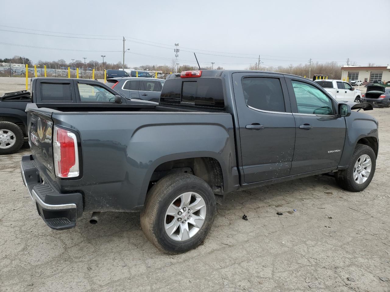 2017 GMC Canyon Sle - Image 3
