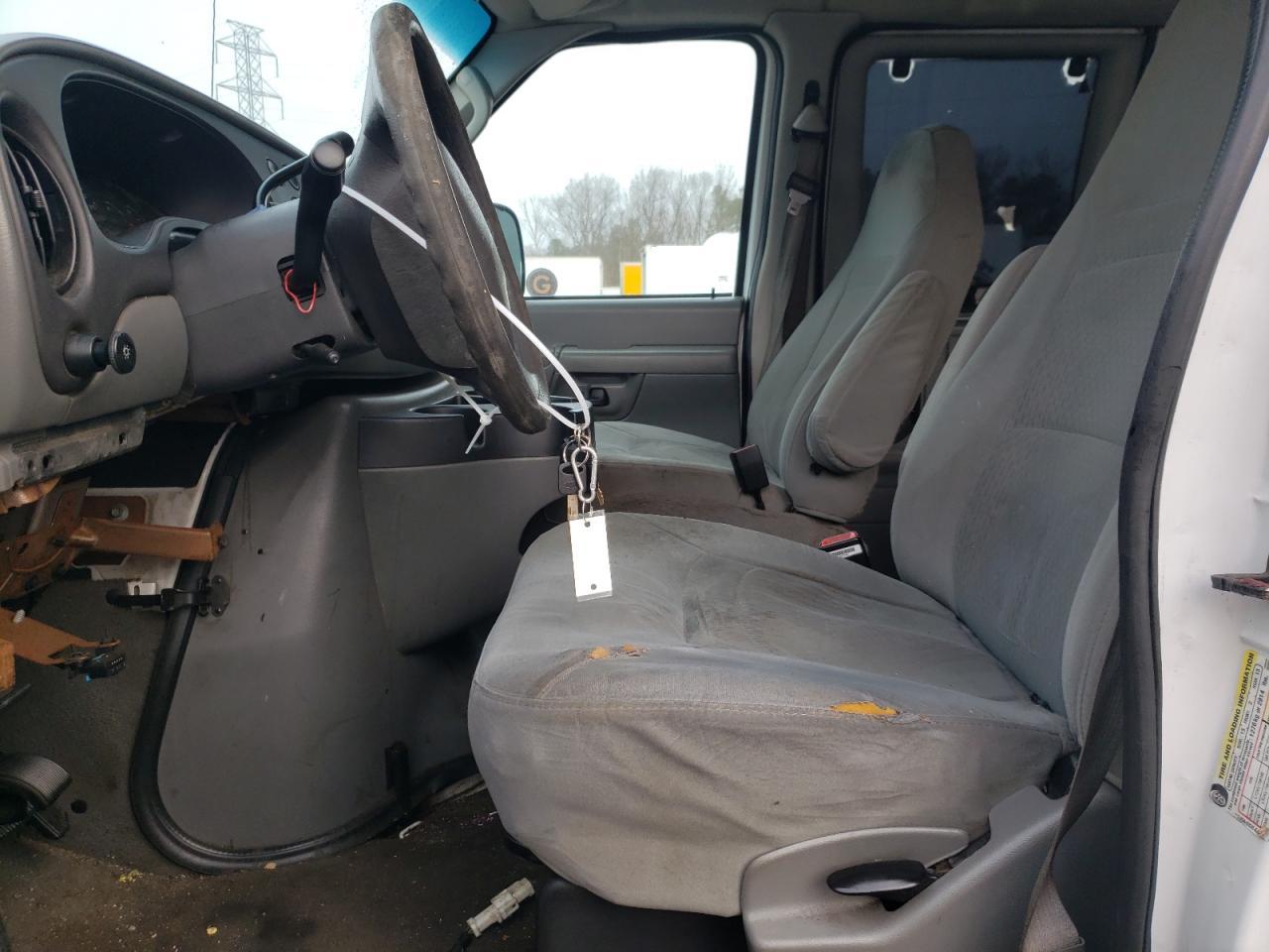 2007 Ford Econoline E350 Super Duty Wagon - Фото 7