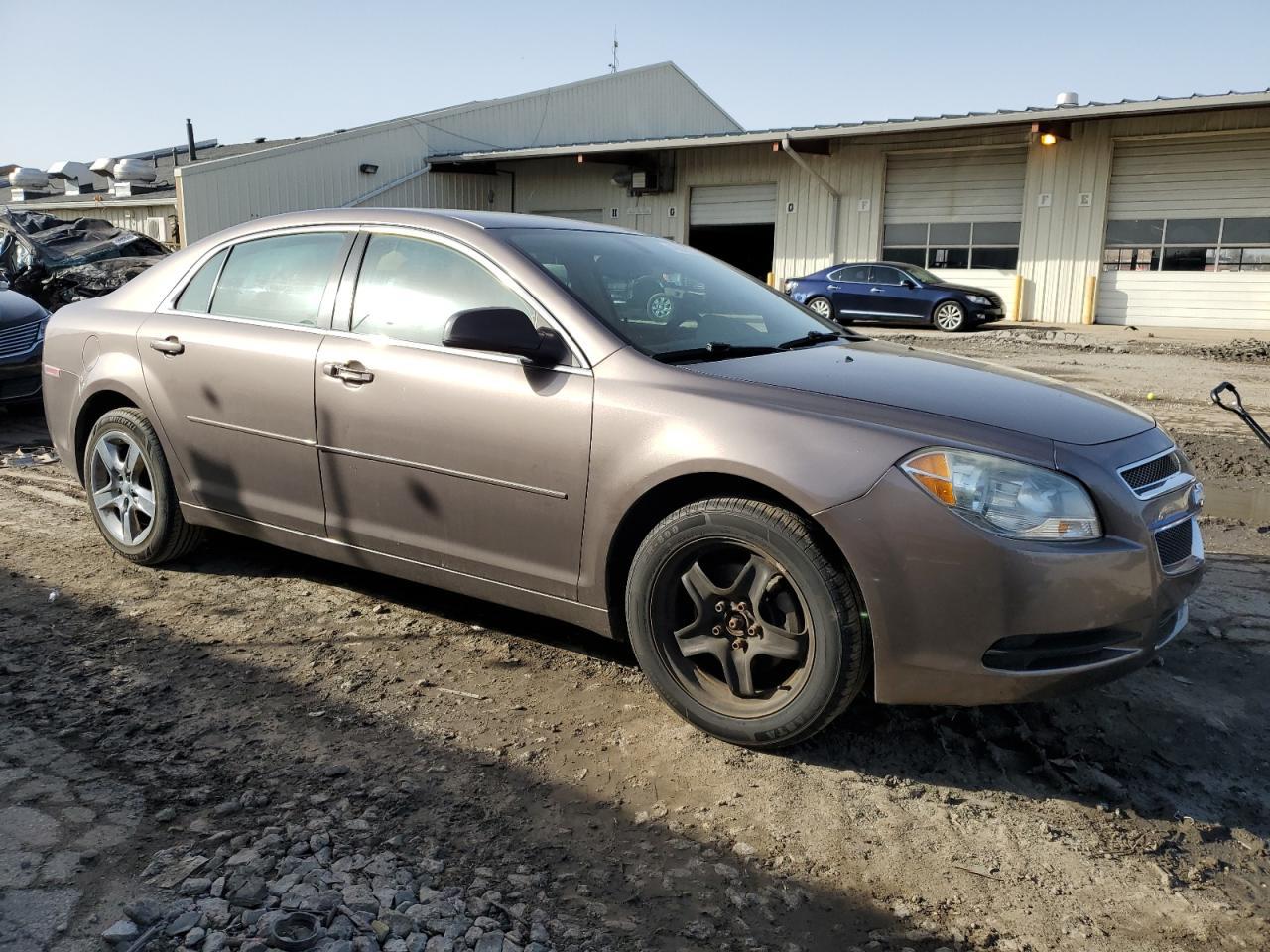 2012 Chevrolet Malibu Ls - Фото 4