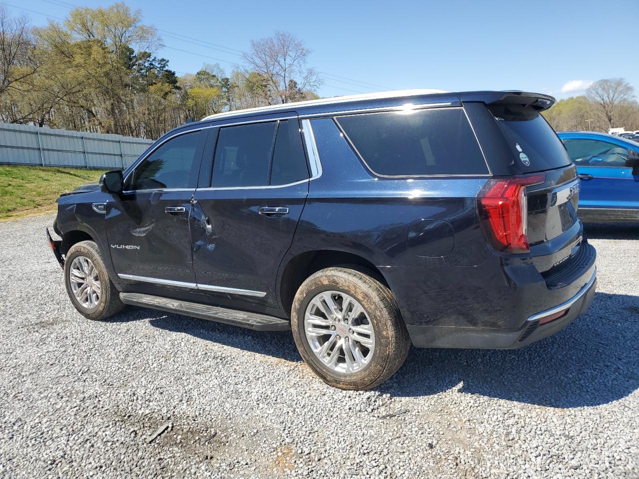 2021 GMC Yukon Slt - Фото 2