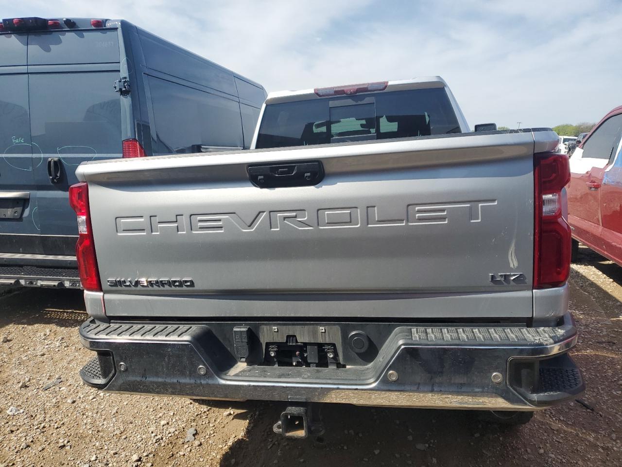 2020 Chevrolet Silverado K2500 Heavy Duty Ltz - Фото 6