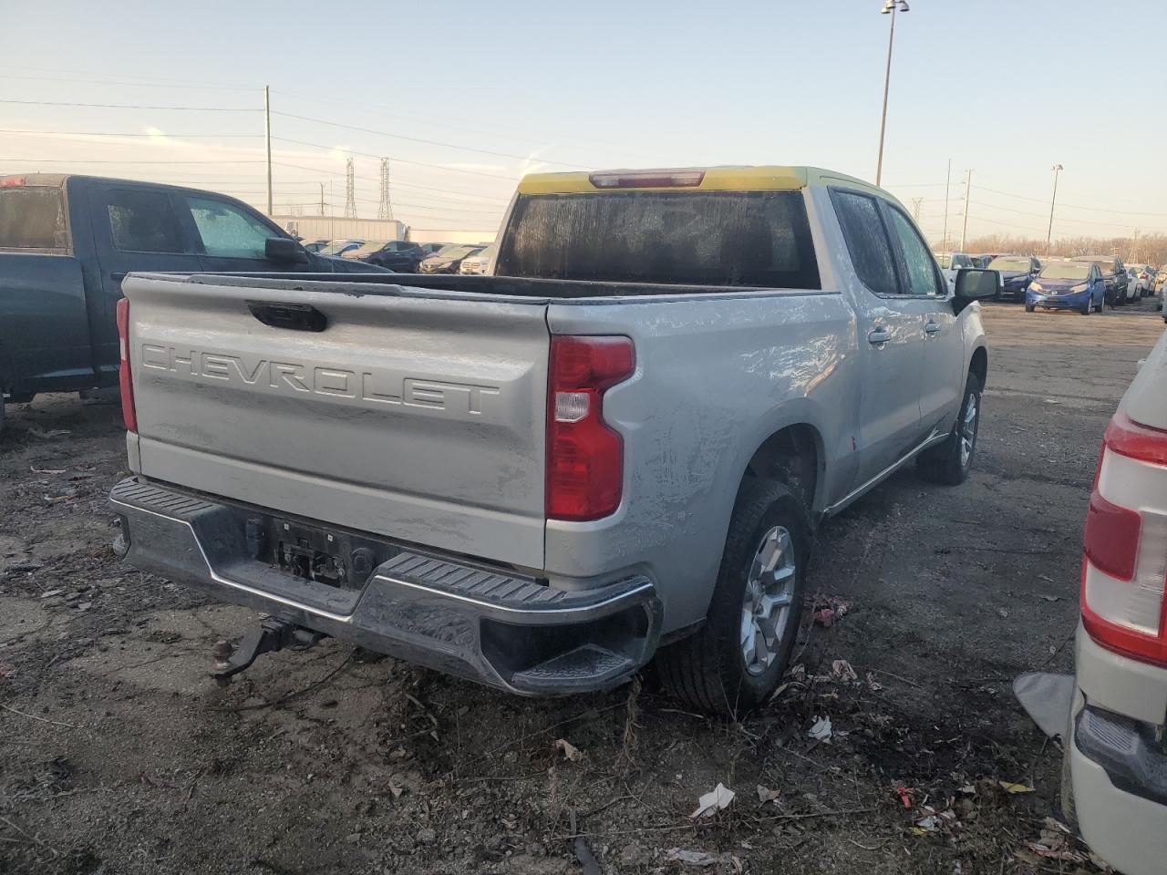 2022 Chevrolet Silverado K1500 Lt-L - Фото 3
