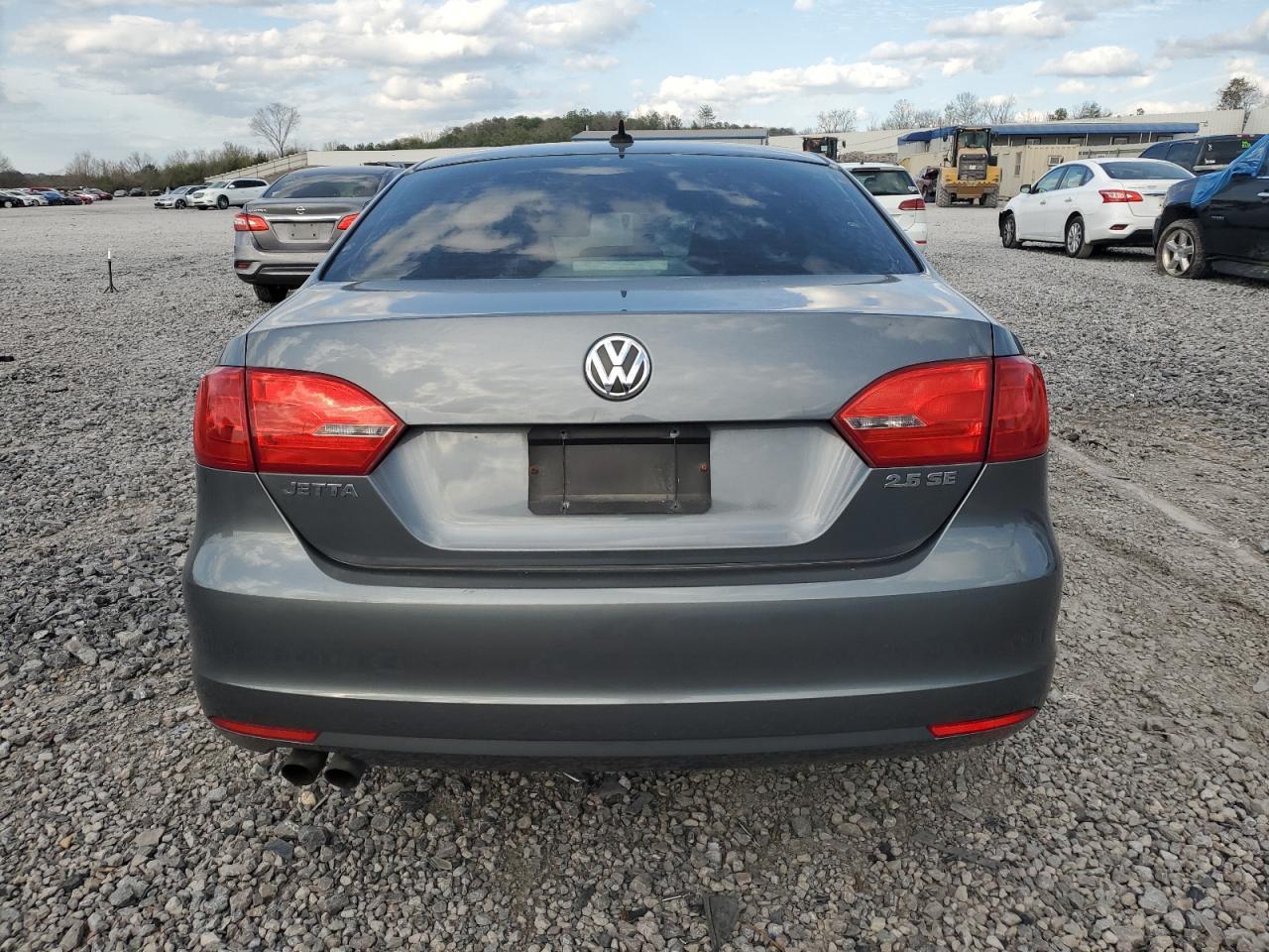 2012 Volkswagen Jetta Se - Image 6