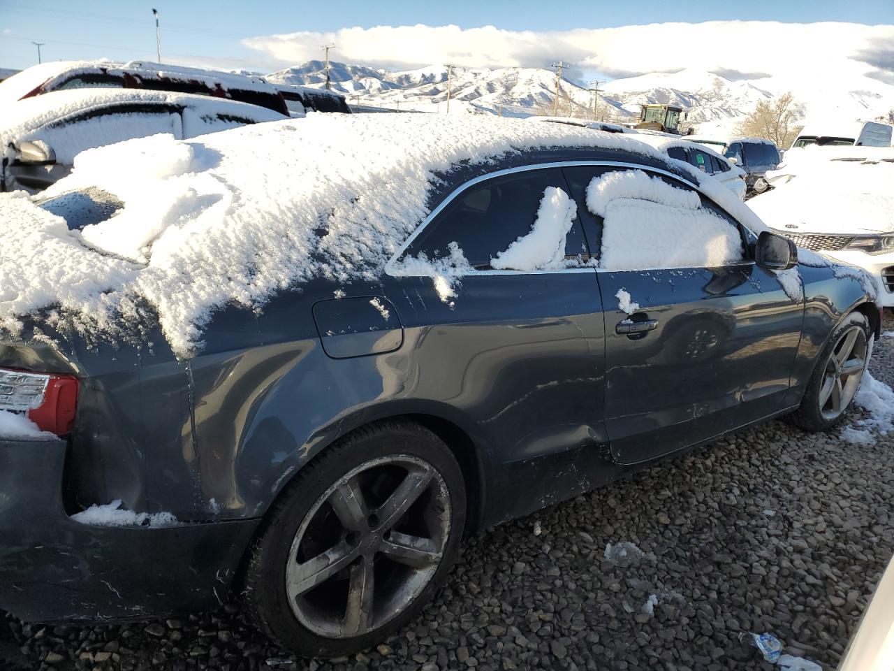 2010 Audi A5 Premium Plus - Фото 3