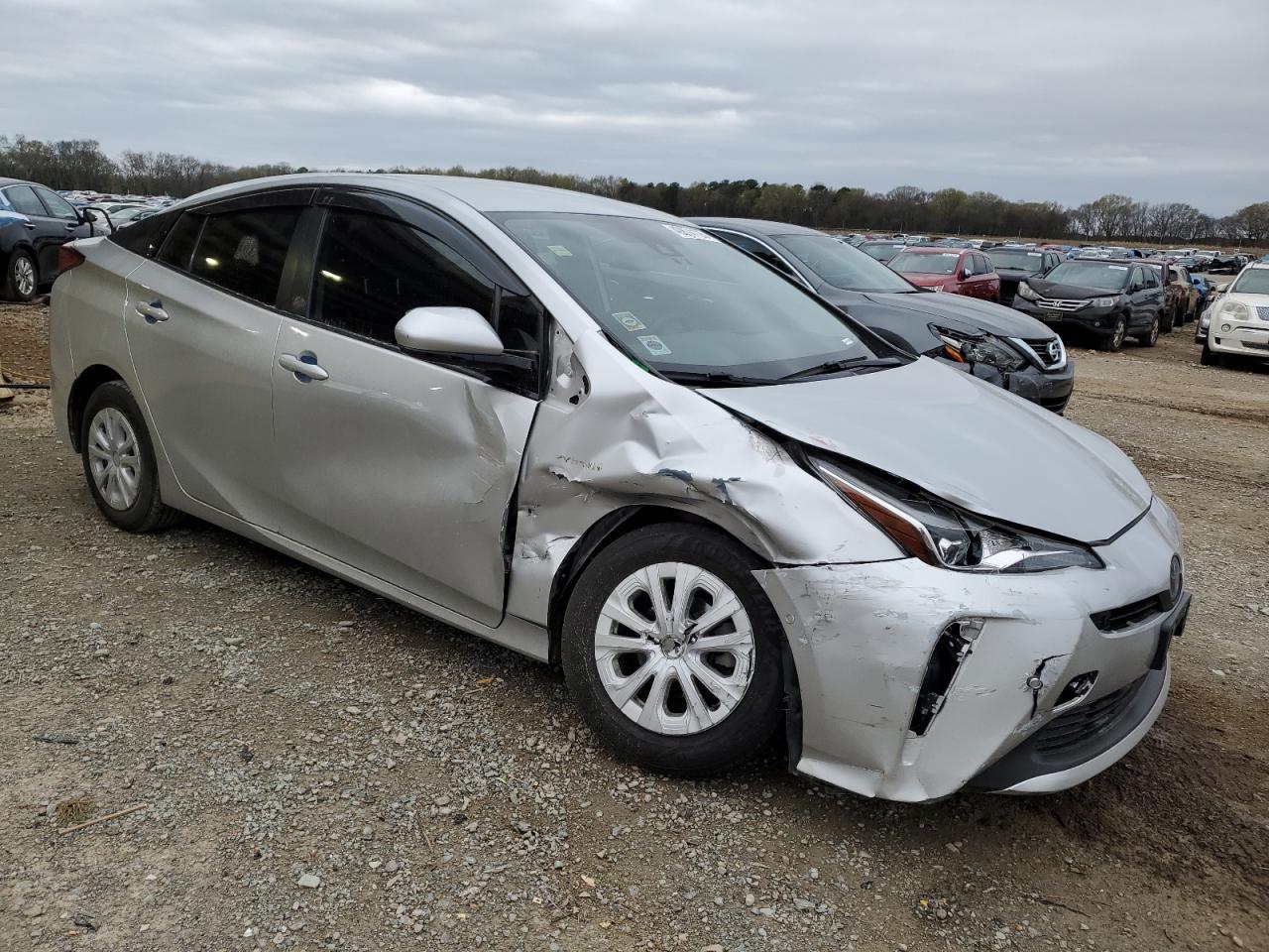 2020 Toyota Prius L - Фото 4