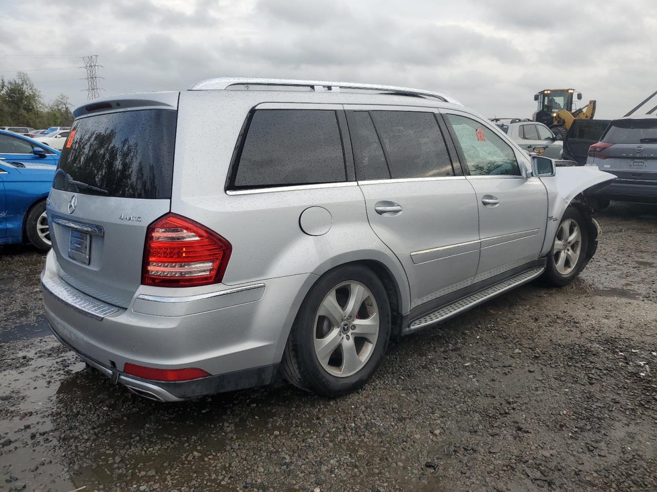 2011 Mercedes-Benz Gl 450 4Matic - Image 3