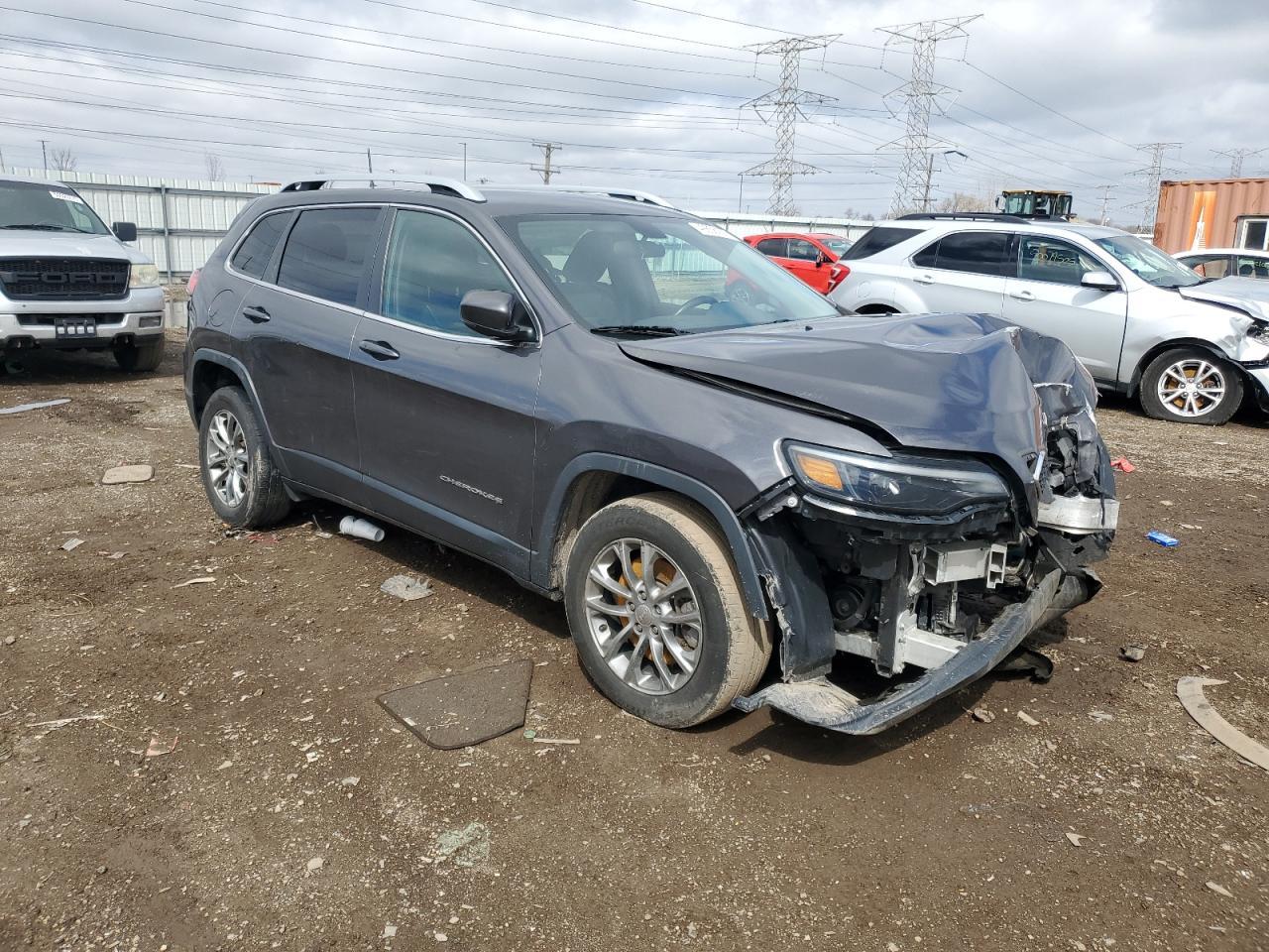 2019 Jeep Cherokee Latitude Plus - Фото 4
