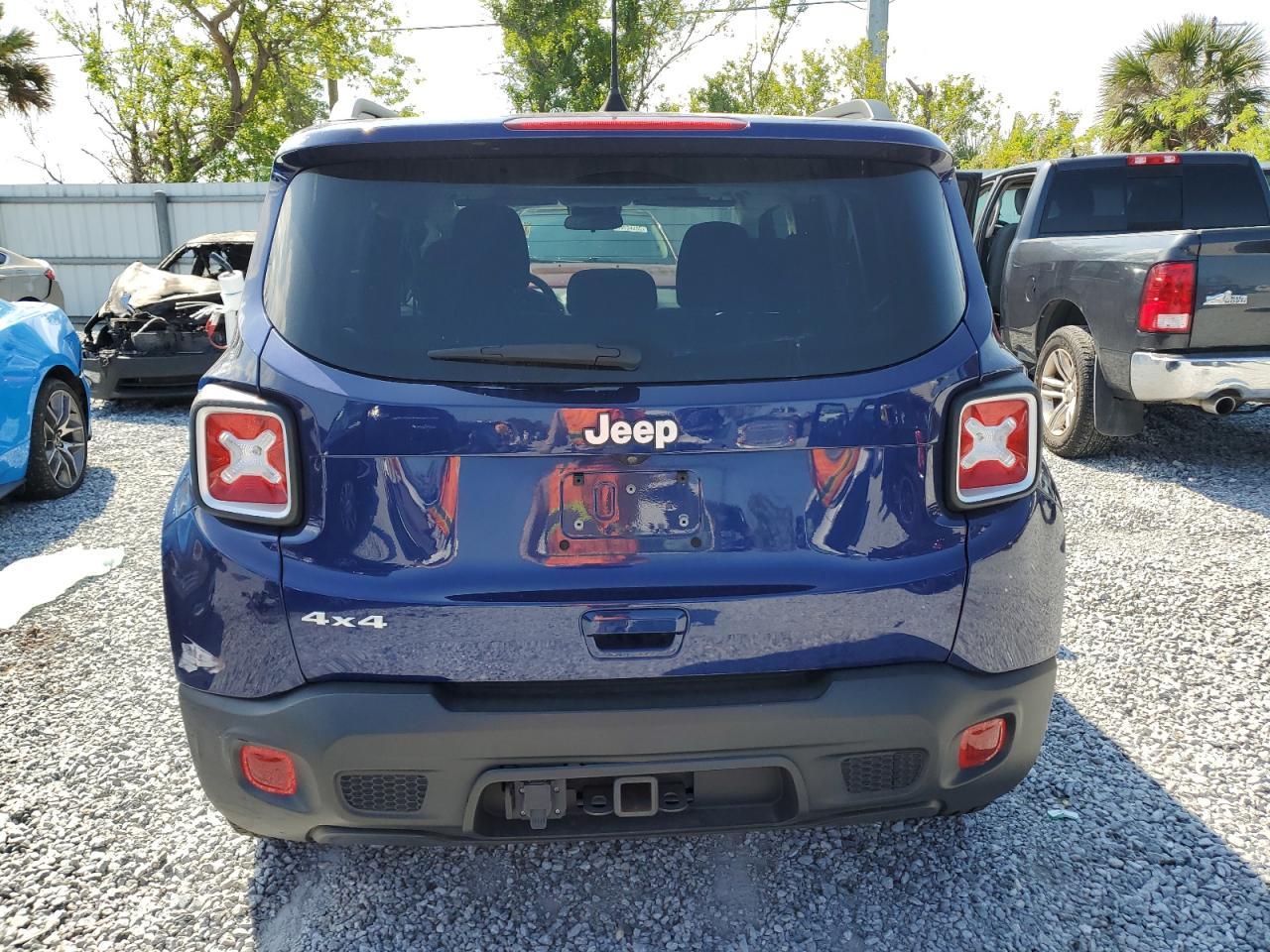 2021 Jeep Renegade Latitude - Image 6