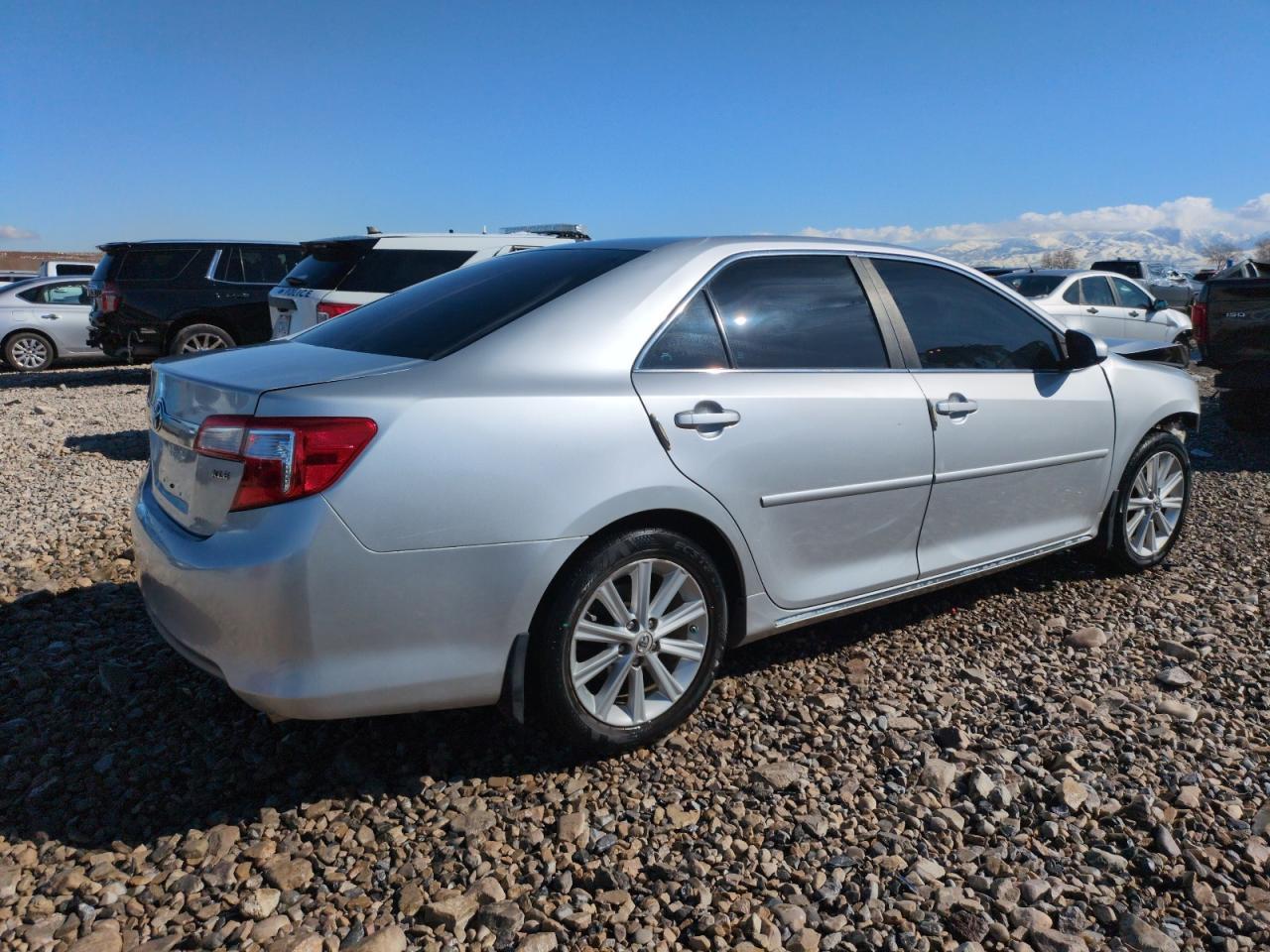 2012 Toyota Camry Base - Фото 3