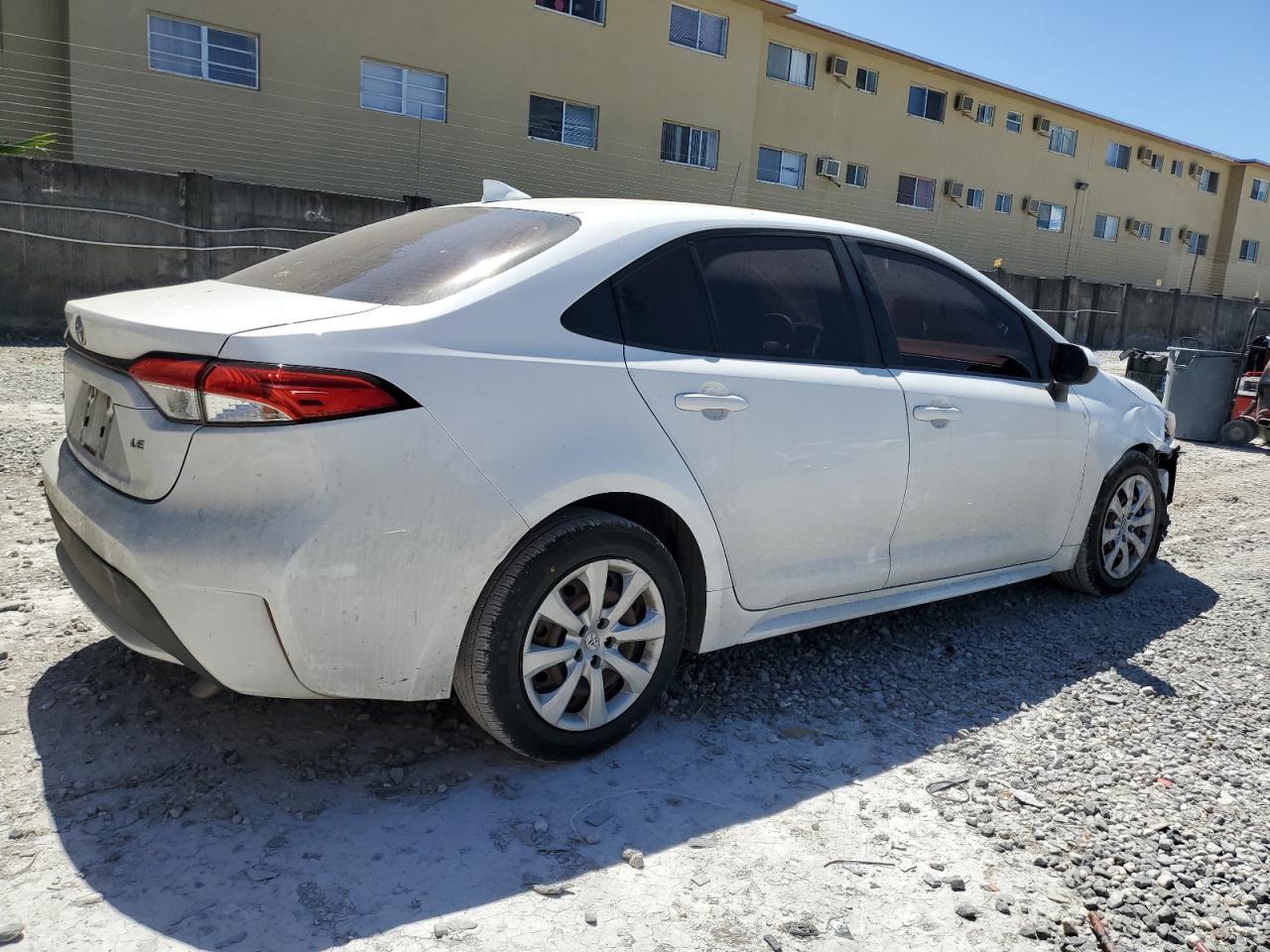 2020 Toyota Corolla Le - Image 3