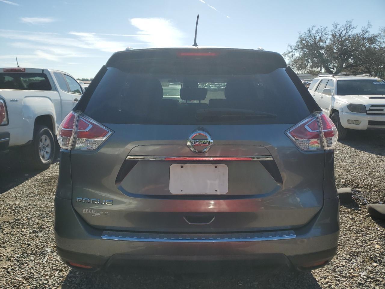 2016 Nissan Rogue S - Image 6