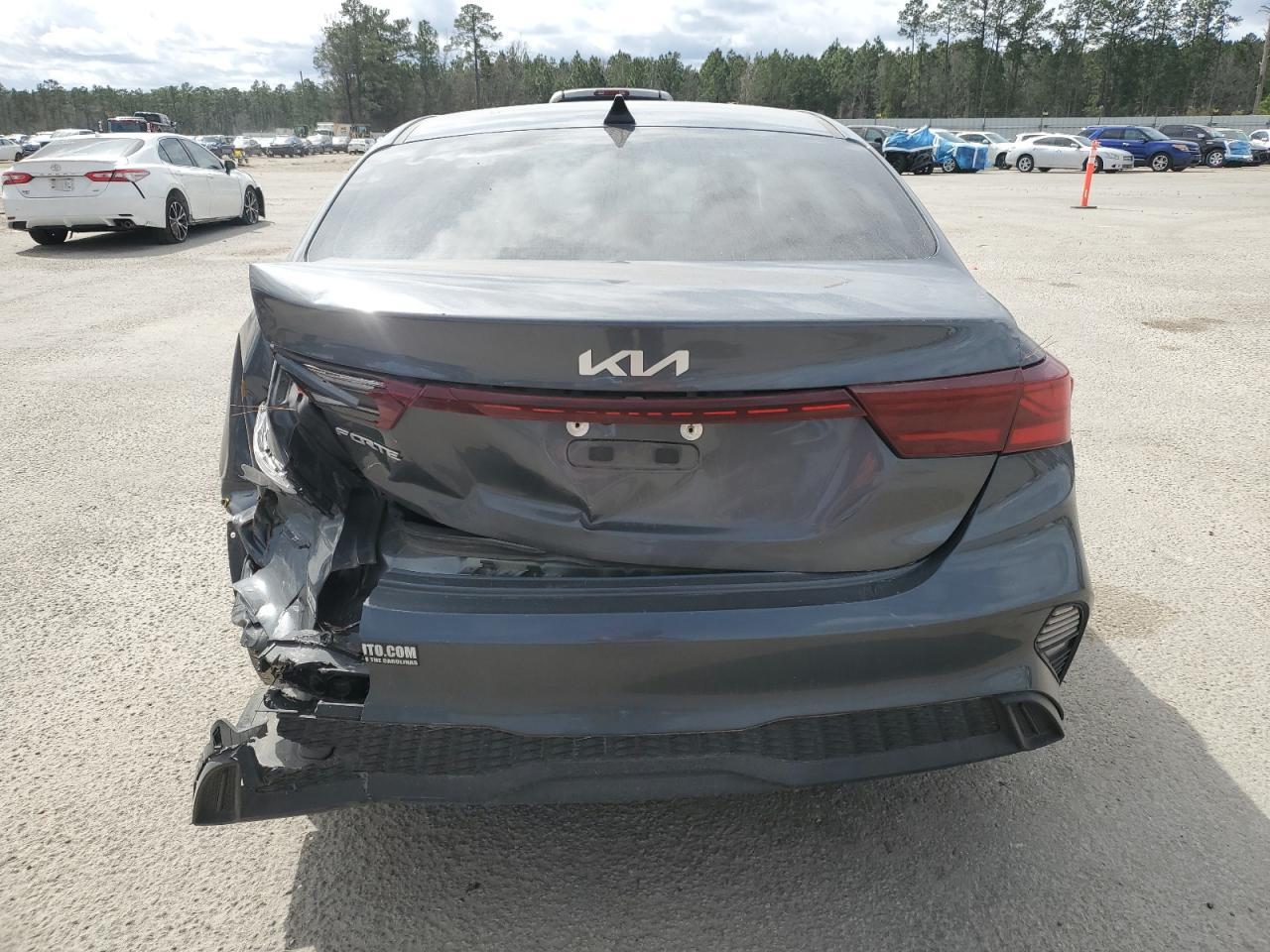 2022 Kia Forte Fe - Фото 6