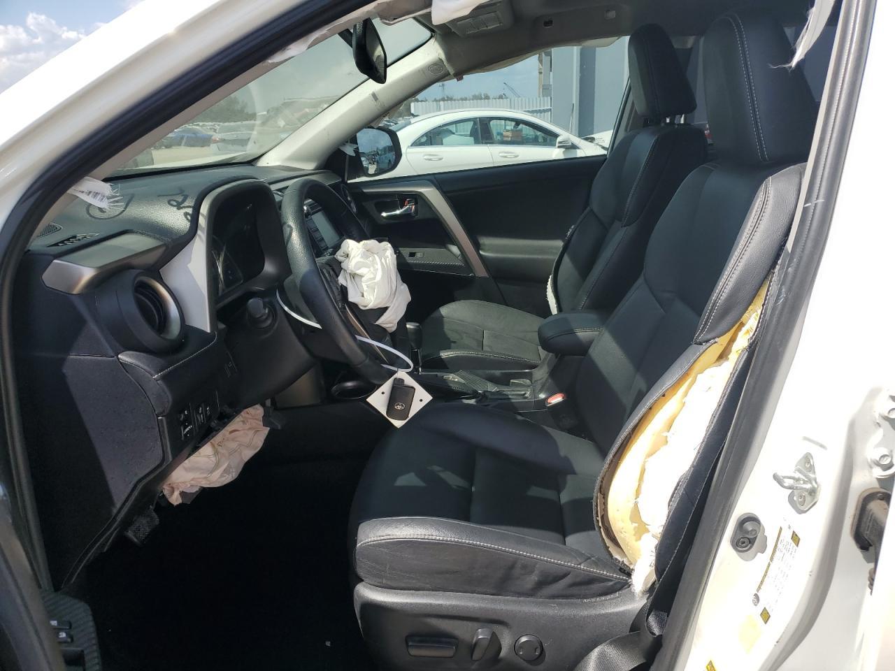 2015 Toyota Rav4 Limited - Фото 7