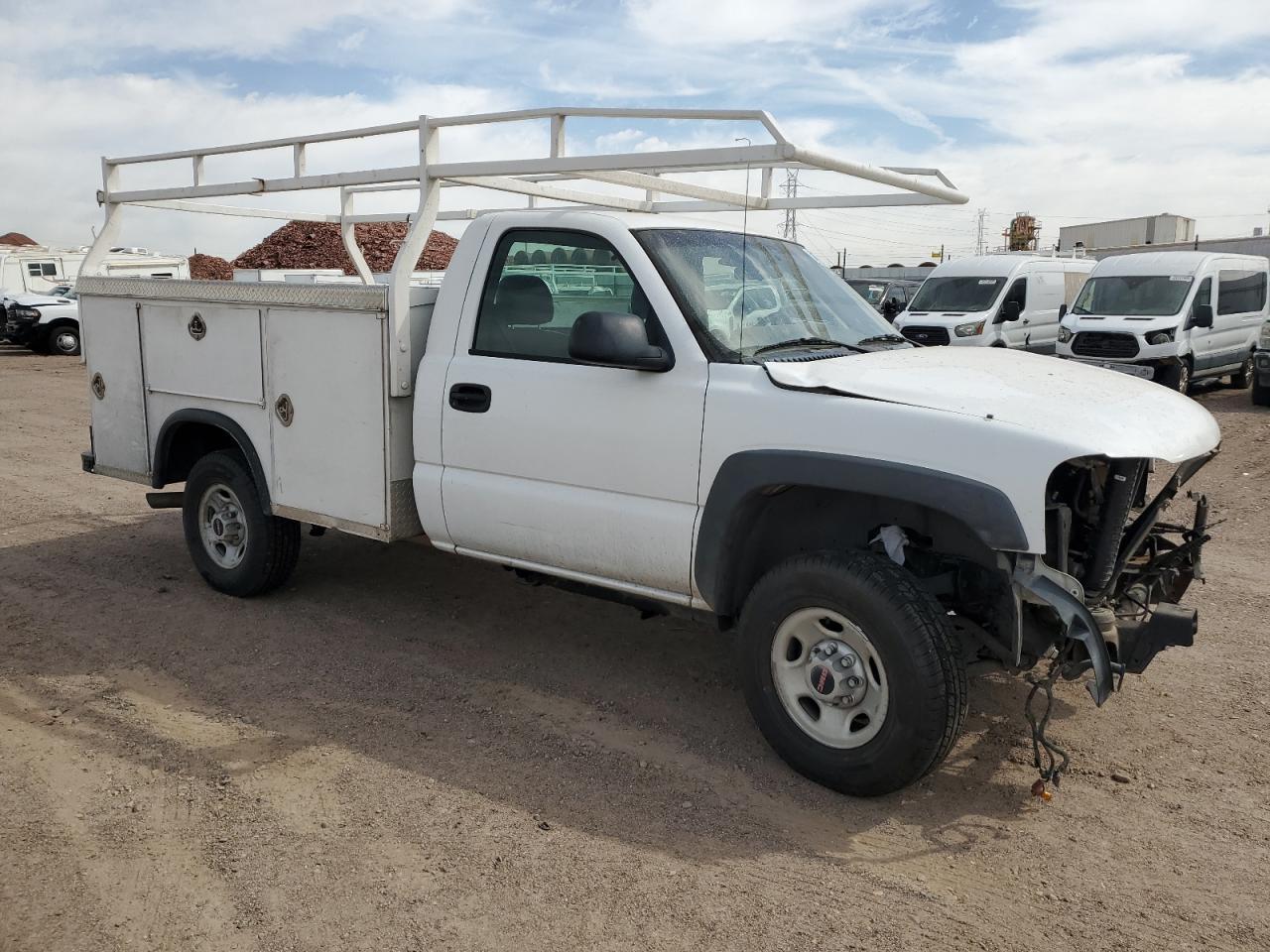 2005 GMC Sierra C2500 Heavy Duty - Фото 4