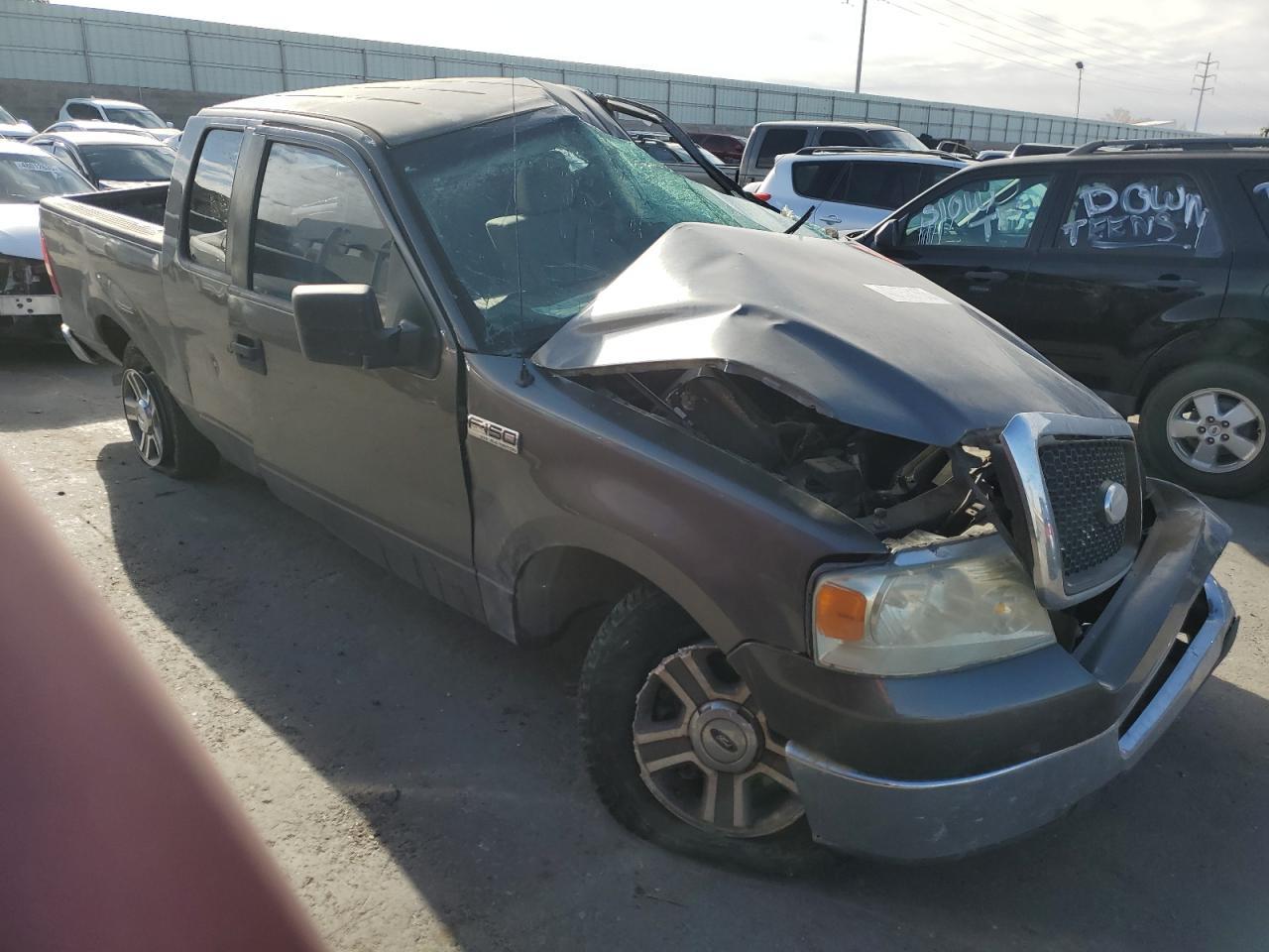 2007 Ford F150 - Image 4