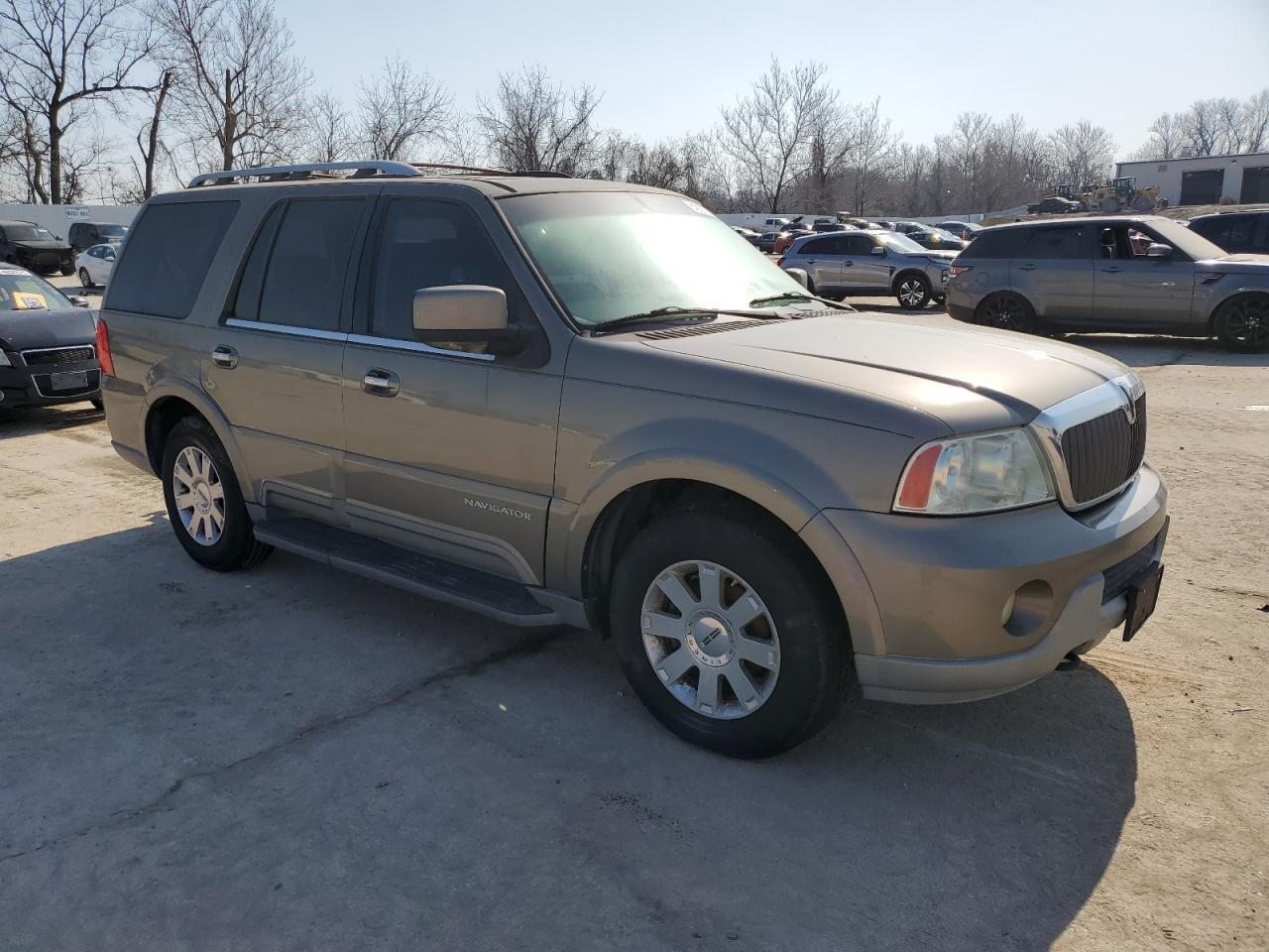 2003 Lincoln Navigator - Фото 4