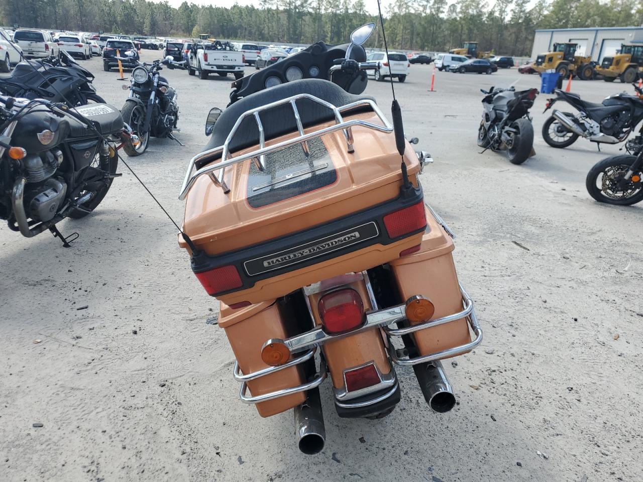 2008 Harley-Davidson Flhtcui 105Th Anniversary Edition - Image 4