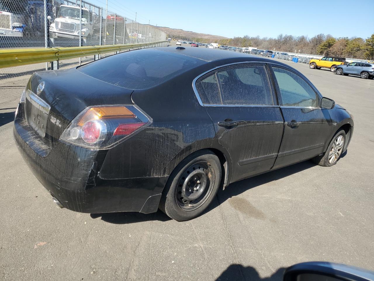 2012 Nissan Altima Base - Фото 3