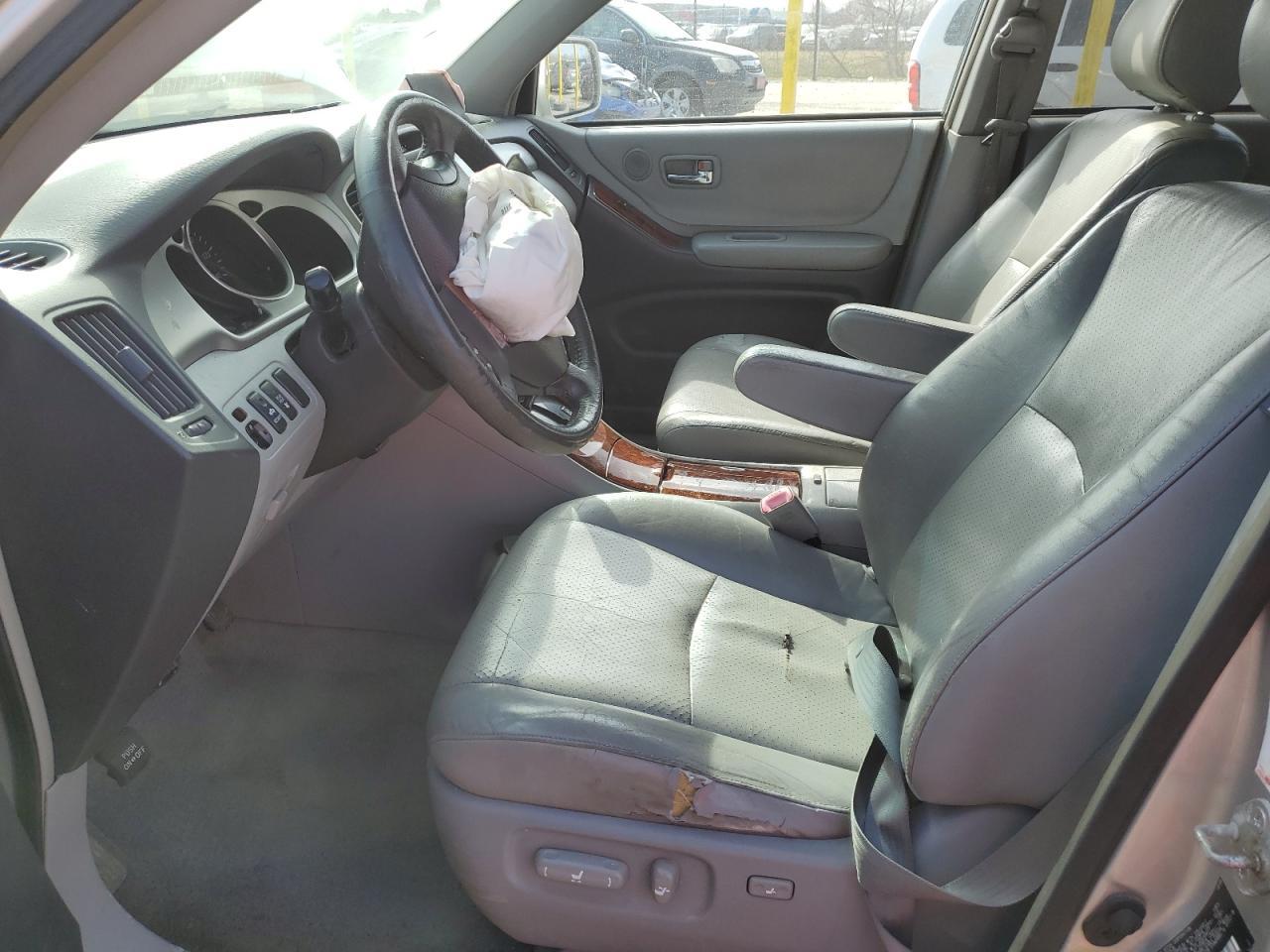 2004 Toyota Highlander - Image 7