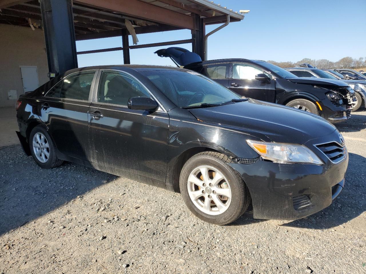 2011 Toyota Camry Base - Фото 4