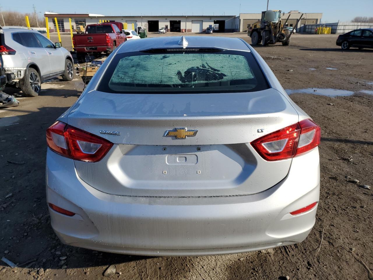 2018 Chevrolet Cruze Lt - Фото 6